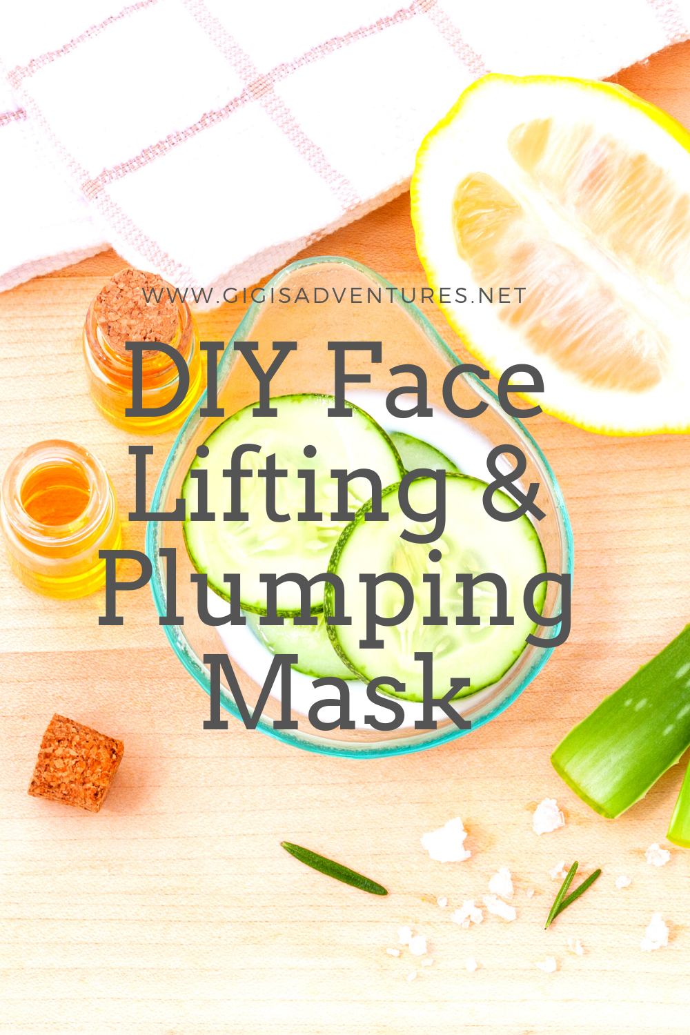 DIY 3-Ingredients Face Lifting and Plumping Mask